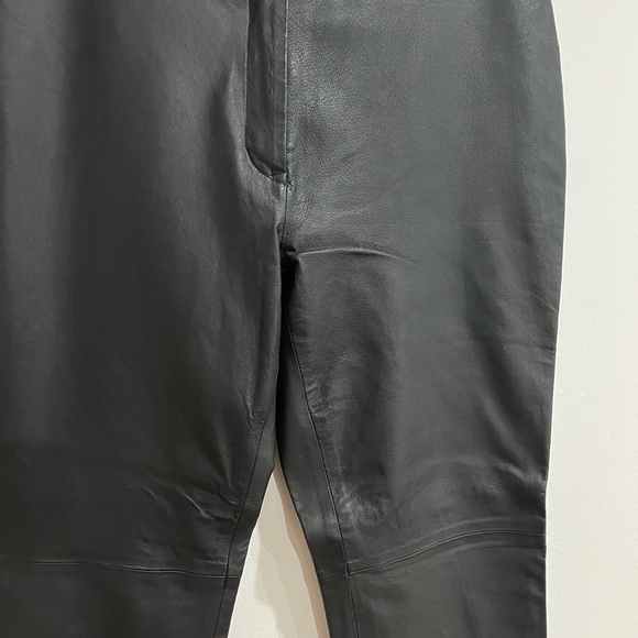 Newport news leather women pant size16. G-18 - Picture 2 of 7